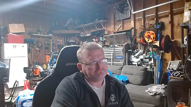 Randomoldguy615 online show from 02/28/26, 06:46