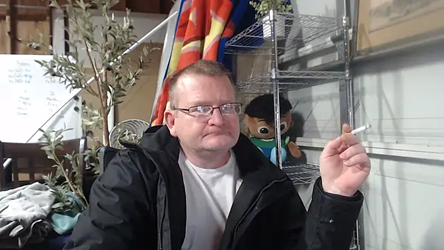 Randomoldguy615 online show from 03/06/25, 01:05