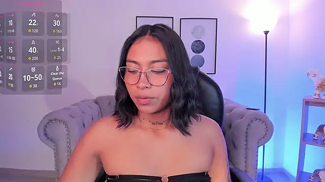 Ivyy Moon  online show from 03/07/26, 04:08