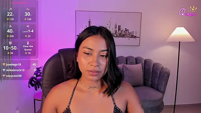 Ivyy Moon  online show from 05/13/26, 02:51