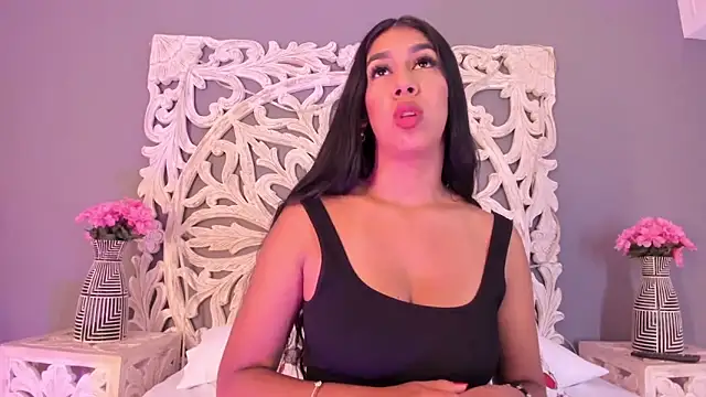 AnnieGibbyns online show from 04/15/26, 06:34