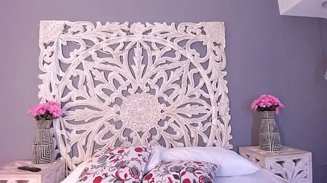 AnnieGibbyns online show from 04/09/26, 04:24