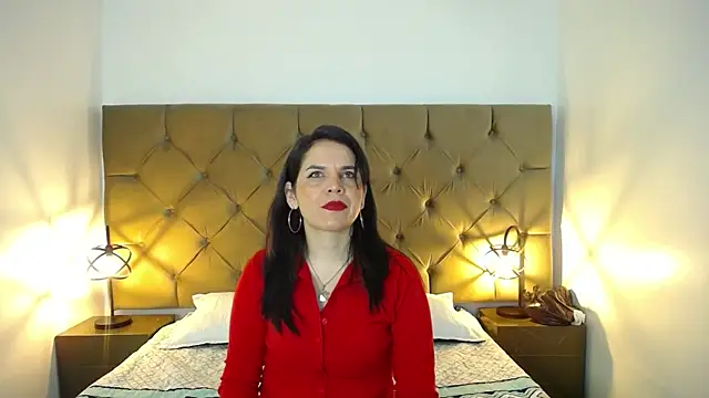 laura hotties online show from 03/18/25, 12:39