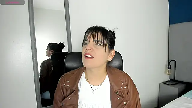 laura hotties online show from 01/08/26, 12:55