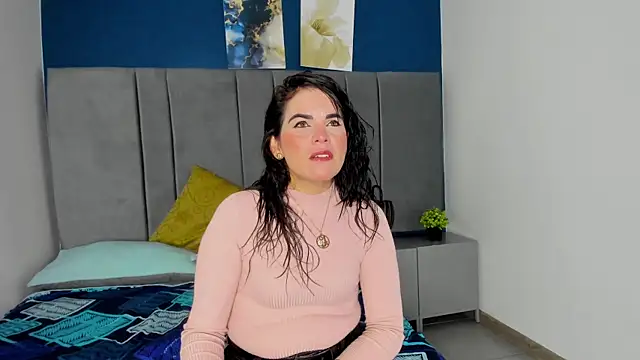 laura hotties online show from 09/30/25, 12:55