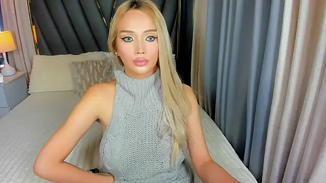 KylieSonique online show from 01/18/26, 05:11