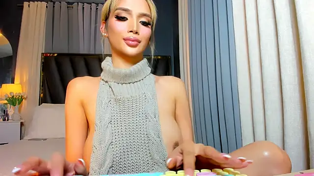 KylieSonique online show from 05/01/26, 02:16
