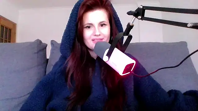 Della Ideal online show from 03/07/25, 05:49