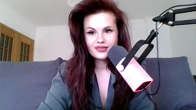Della Ideal online show from 03/09/25, 03:05