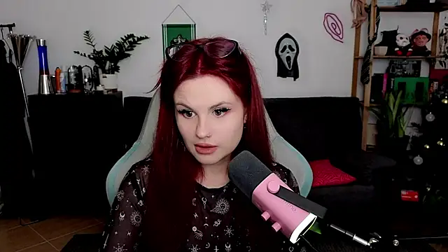 Della Ideal online show from 01/07/26, 06:13