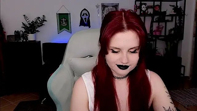 Della Ideal online show from 02/25/26, 06:41