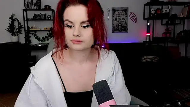 Della Ideal online show from 03/30/26, 06:20