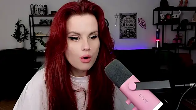 Della Ideal online show from 03/31/26, 05:04