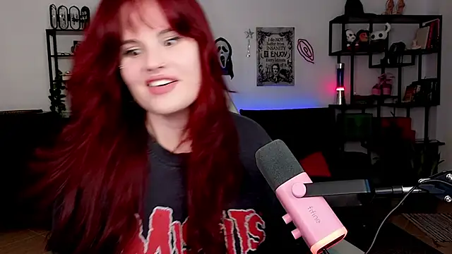 Della Ideal online show from 04/11/26, 05:05