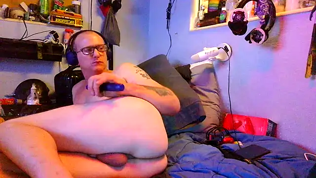 Snapshot of PornStro921 chatting on 03/21/26, 08:19 PornStro921 online show from 03/21/26, 08:19