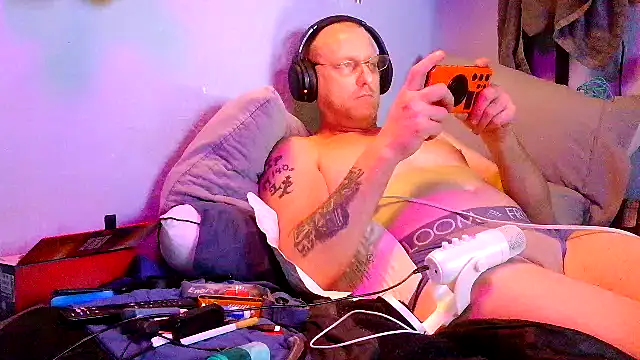 Snapshot of PornStro921 chatting on 03/14/26, 04:40 PornStro921 online show from 03/14/26, 04:40