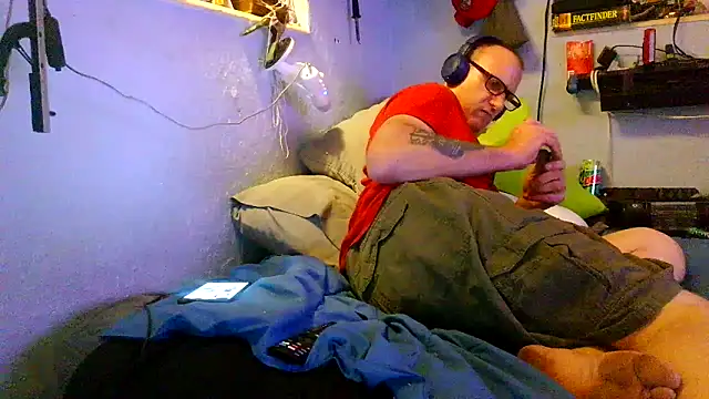 Snapshot of PornStro921 chatting on 04/01/26, 01:41 PornStro921 online show from 04/01/26, 01:41