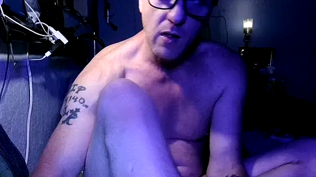 Snapshot of PornStro921 chatting on 11/04/25, 04:55 PornStro921 online show from 11/04/25, 04:55