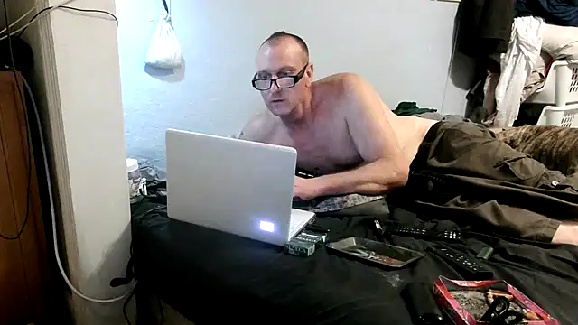 Snapshot of PornStro921 chatting on 09/30/25, 02:50 PornStro921 online show from 09/30/25, 02:50