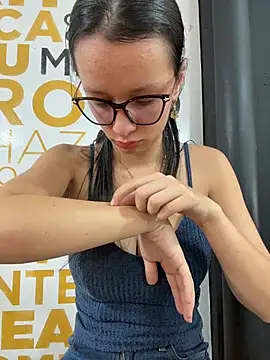 Soy Sara7 online show from 12/18/25, 06:34