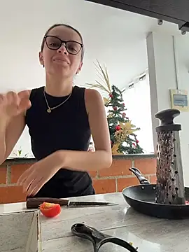 Soy Sara7 online show from 12/15/25, 06:03