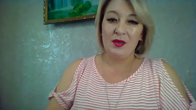 ArielXLoveresss online show from 11/14/25, 10:30