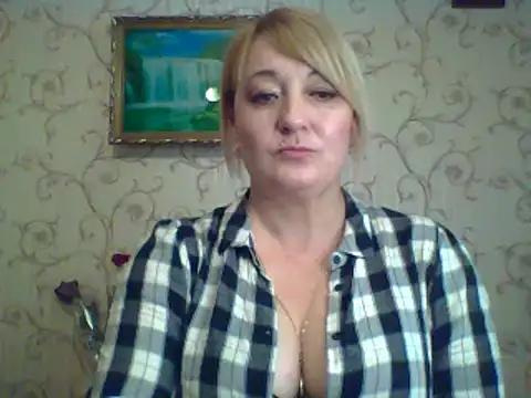 ArielXLoveresss online show from 03/10/25, 08:28