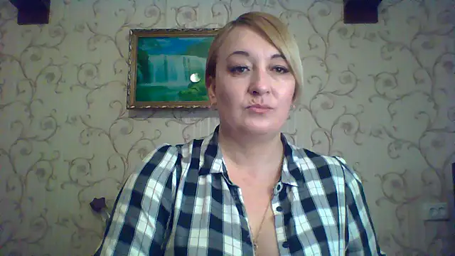 ArielXLoveresss online show from 03/11/25, 07:57