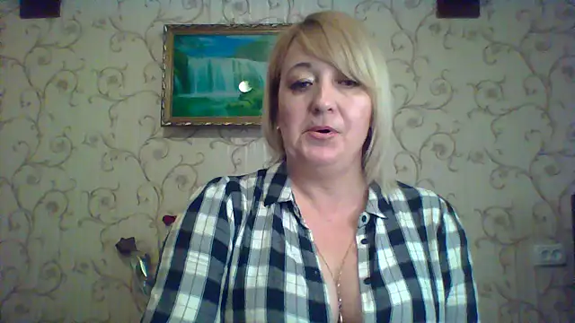 ArielXLoveresss online show from 03/10/25, 12:06