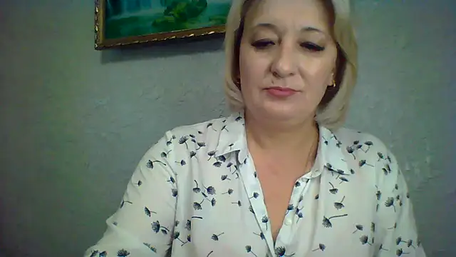 ArielXLoveresss online show from 11/02/25, 07:57