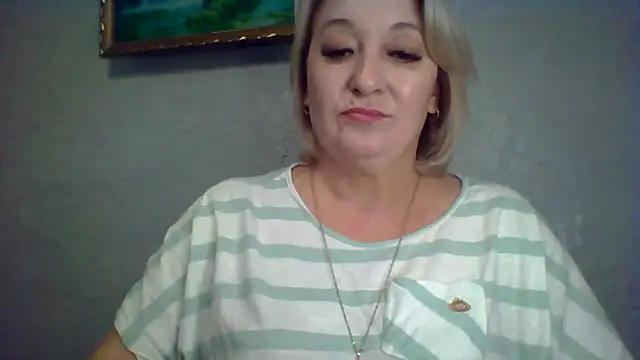 ArielXLoveresss online show from 11/20/25, 08:37