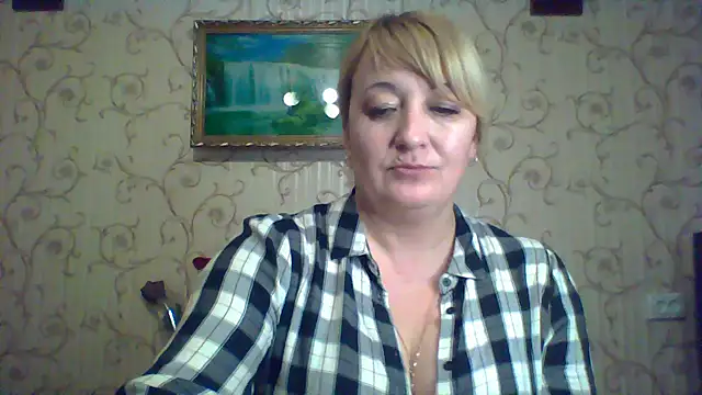 ArielXLoveresss online show from 03/08/25, 06:37