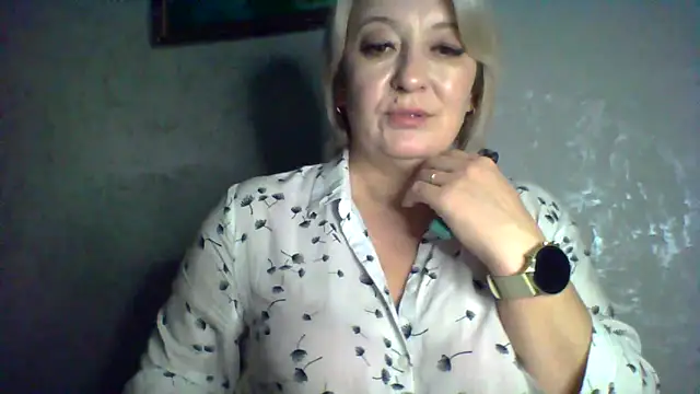 ArielXLoveresss online show from 11/09/25, 10:47