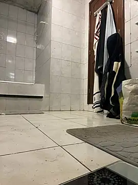 rogerdik76 online show from 02/16/26, 06:12