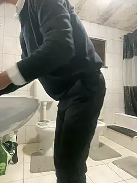 rogerdik76 online show from 03/06/26, 06:19