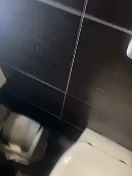 rogerdik76 online show from 09/14/25, 07:09