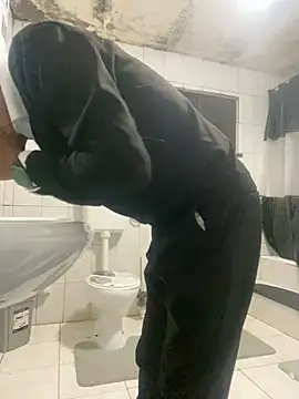 rogerdik76 online show from 02/19/26, 12:07