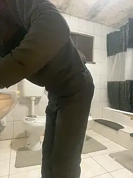 rogerdik76 online show from 03/03/26, 06:20