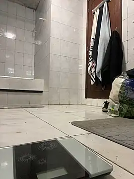 rogerdik76 online show from 02/18/26, 06:44