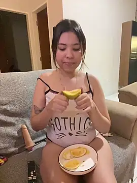 KiaraCut online show from 04/07/26, 03:08