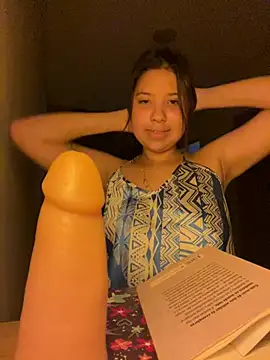 KiaraCut online show from 03/31/26, 01:51