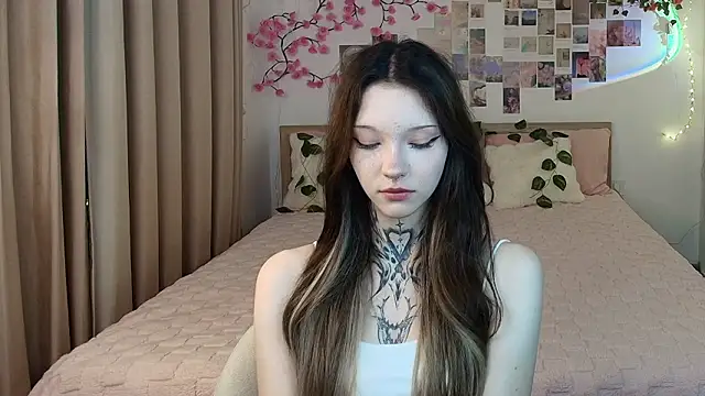 mefwhore online show from 03/14/26, 01:39