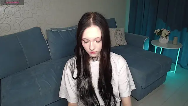 Snapshot of mefwhore chatting on 11/07/25, 03:49 mefwhore online show from 11/07/25, 03:49