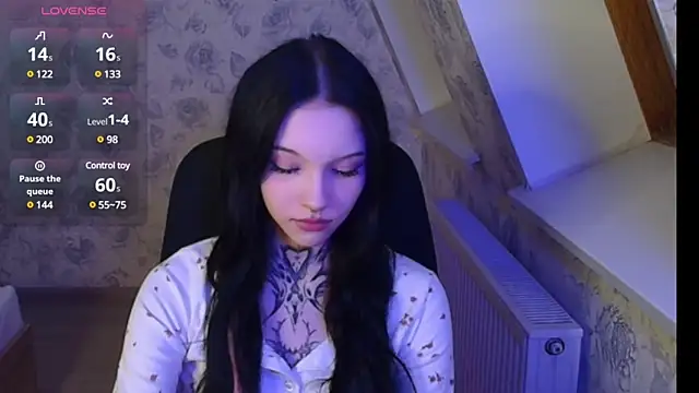 Snapshot of mefwhore chatting on 03/19/25, 07:17 mefwhore online show from 03/19/25, 07:17