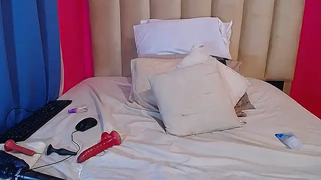 SEXYASSTINAXXX online show from 11/16/25, 03:50