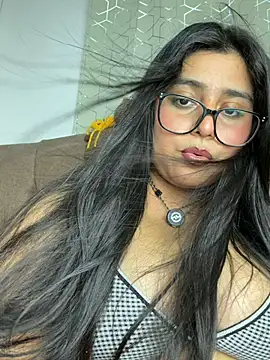 virginbrunette99 online show from 04/16/26, 03:40