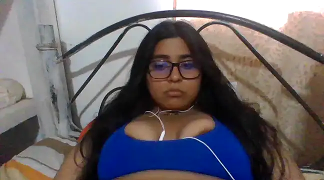 Snapshot of virginbrunette99 chatting on 02/28/25, 03:15 virginbrunette99 online show from 02/28/25, 03:15