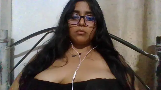 Snapshot of virginbrunette99 chatting on 03/01/25, 03:10 virginbrunette99 online show from 03/01/25, 03:10