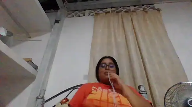 Snapshot of virginbrunette99 chatting on 02/24/25, 05:11 virginbrunette99 online show from 02/24/25, 05:11