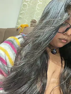 virginbrunette99 online show from 04/26/26, 10:12